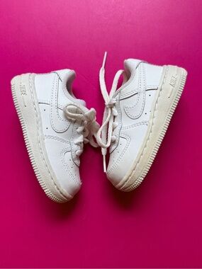 Nike Air Force 1 Triple White Size 5C Toddler Size 5 Shoes  Style 314194-117